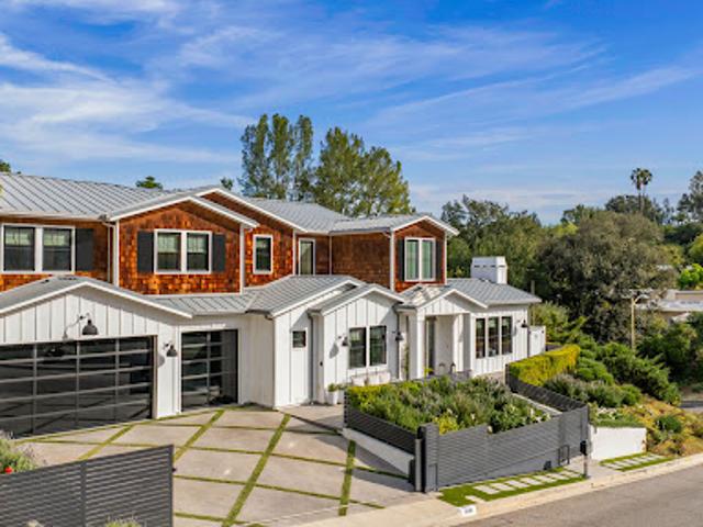 House for sale in Encino Neighborhood Council District, Canoga Park