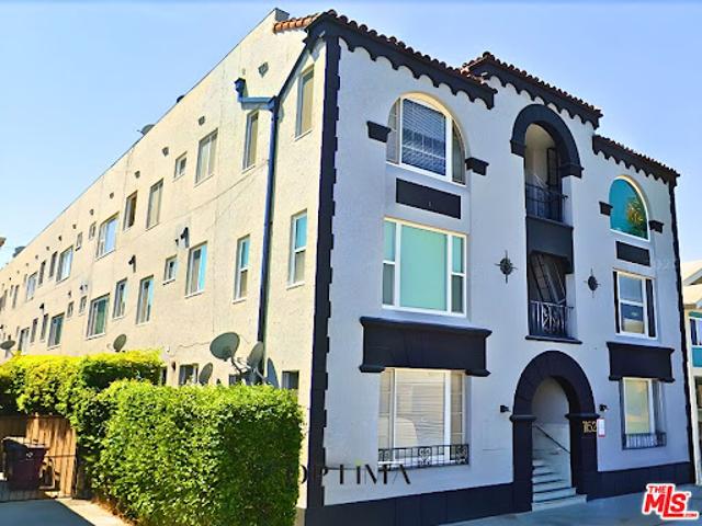 House for sale in Long Beach, California