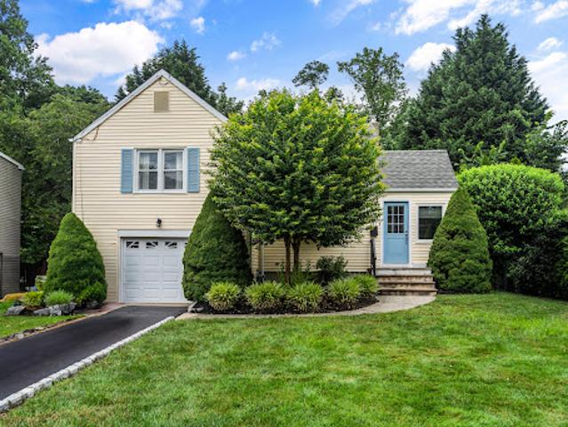 House for sale in Fair Haven