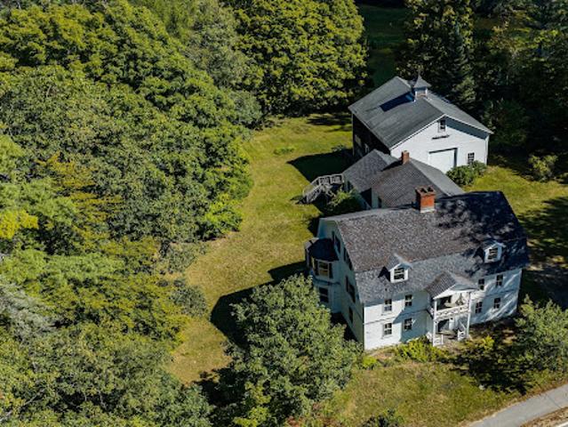 House for sale in New Hampshire