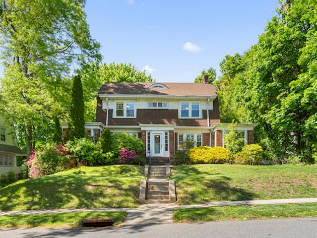 House for sale in New Rochelle, New York