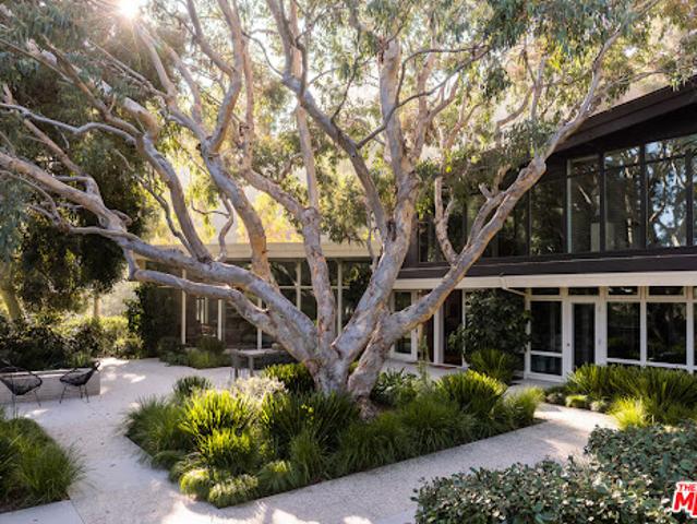 House for sale in Canoga Park, California