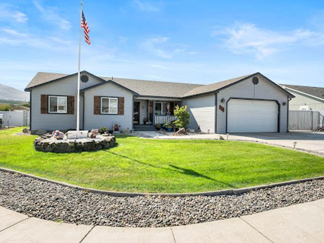House for sale in Benton City, Washington