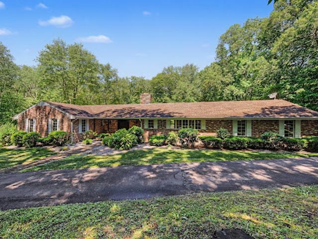 House for sale in Haddam, Connecticut