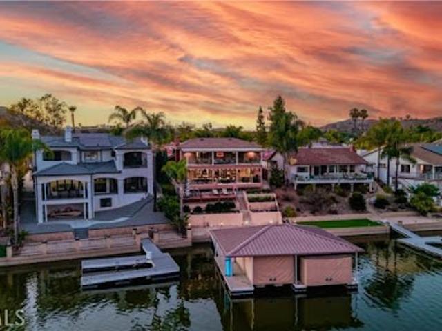House for sale in Canyon Lake, California