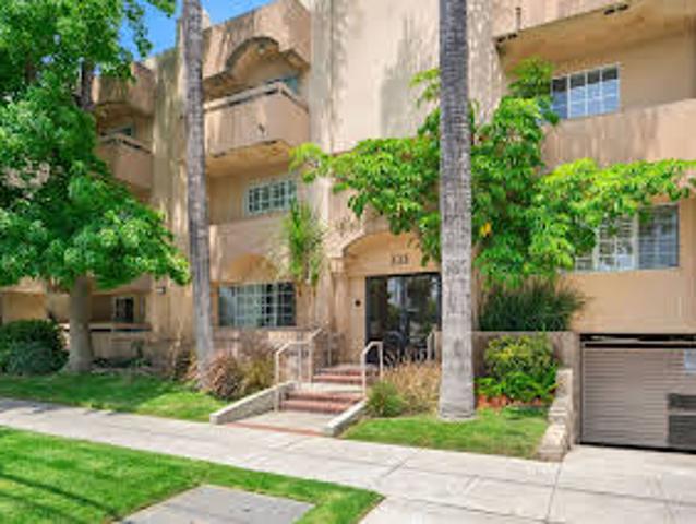 House for sale in Burbank