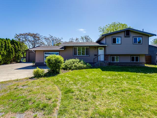 House for sale in Winfield, British Columbia