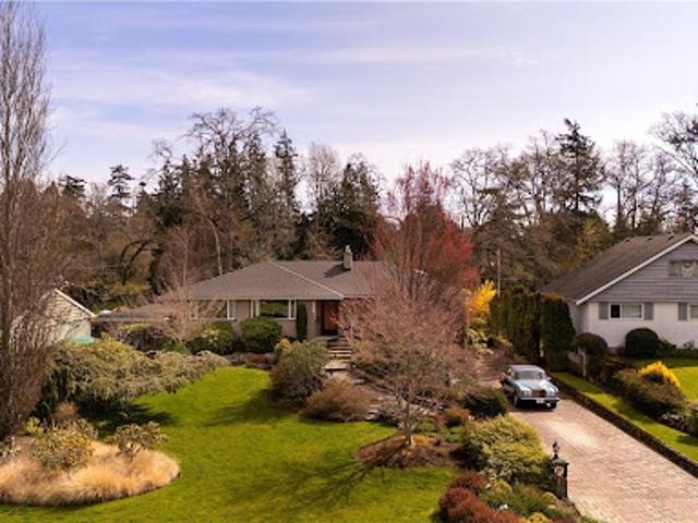 House for sale in Oak Bay, British Columbia