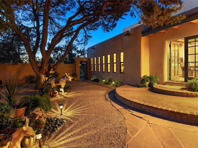 House for sale in Santa Fe, New Mexico