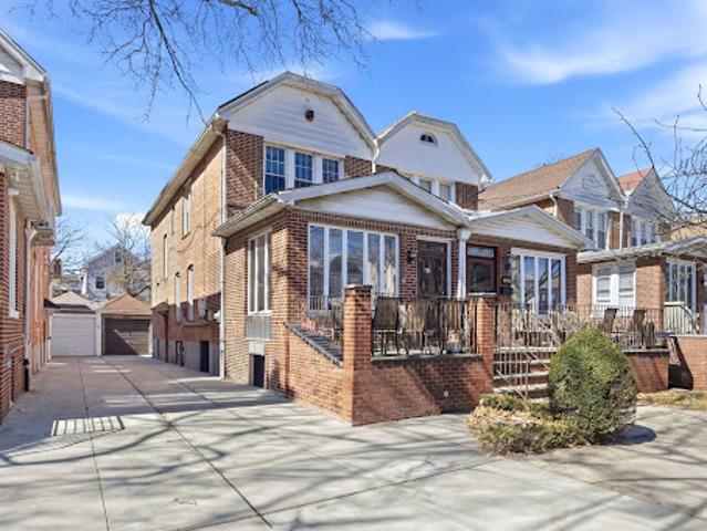 House for sale in Arverne, New York