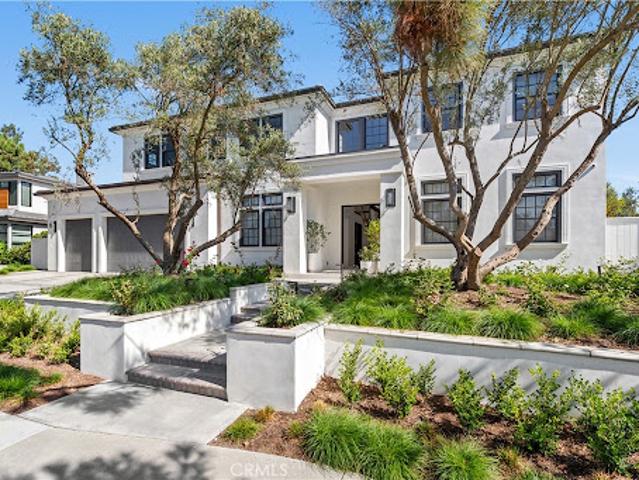 House for sale in Corona Del Mar, California