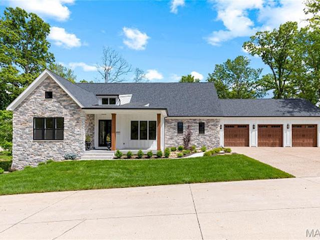 House for sale in Saint Charles, Missouri