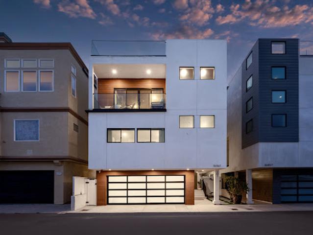 House for sale in Huntington Beach, California