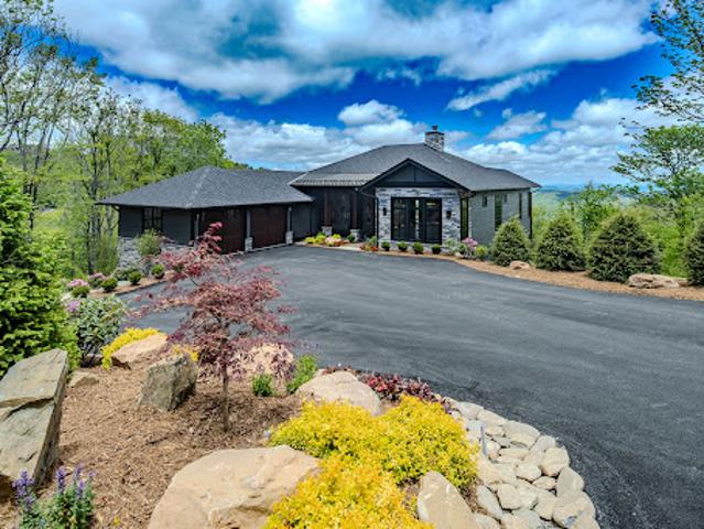 House for sale in Linville, North Carolina