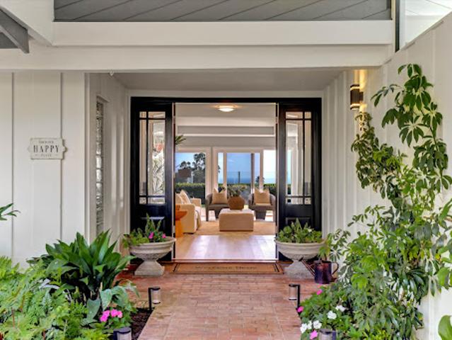 House for sale in Corona Del Mar, California