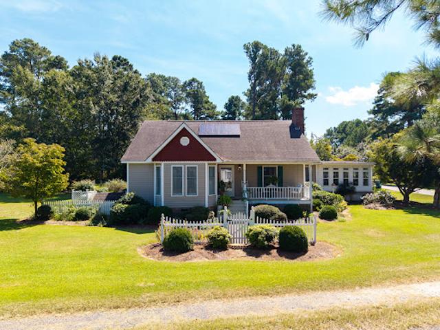 House for sale in Roper, North Carolina