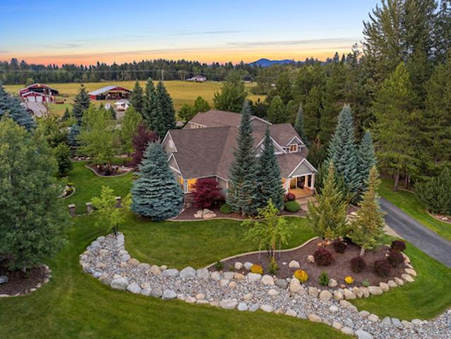 House for sale in Hayden House for sale in Hayden