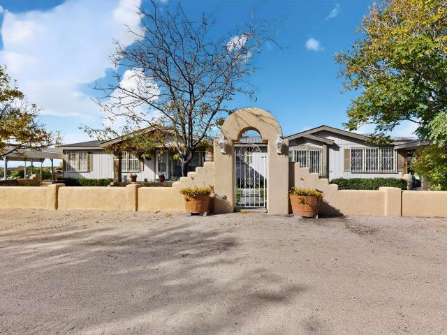 House for sale in New Mexico