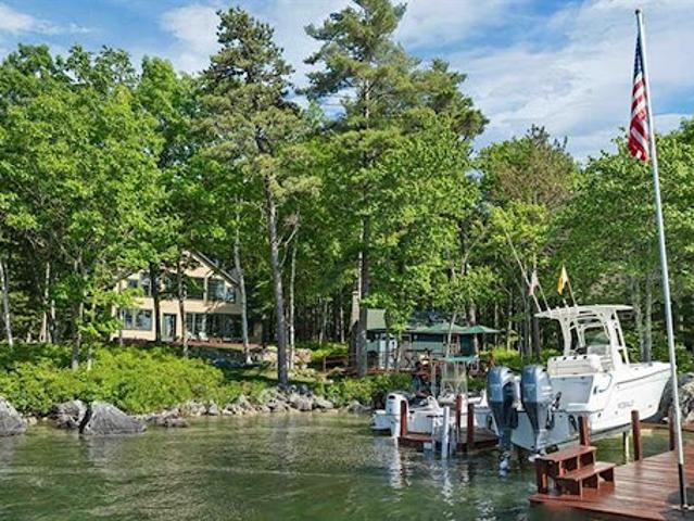 House for sale in New Hampshire