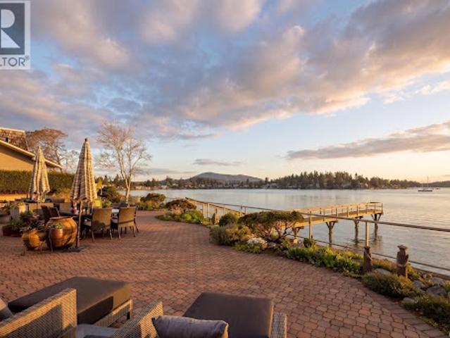 House for sale in Sidney, British Columbia