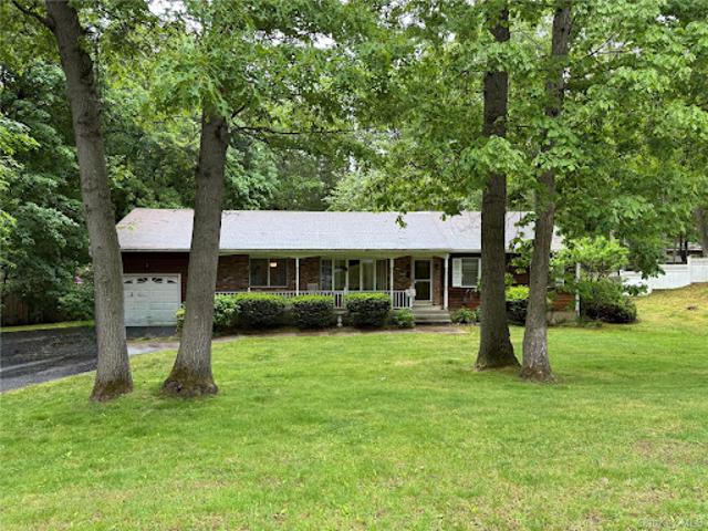 House for sale in Smithtown, New York
