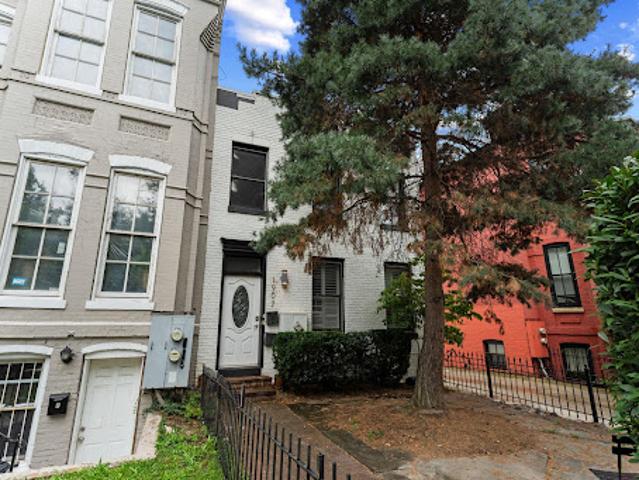 House for sale in Washington, Washington DC