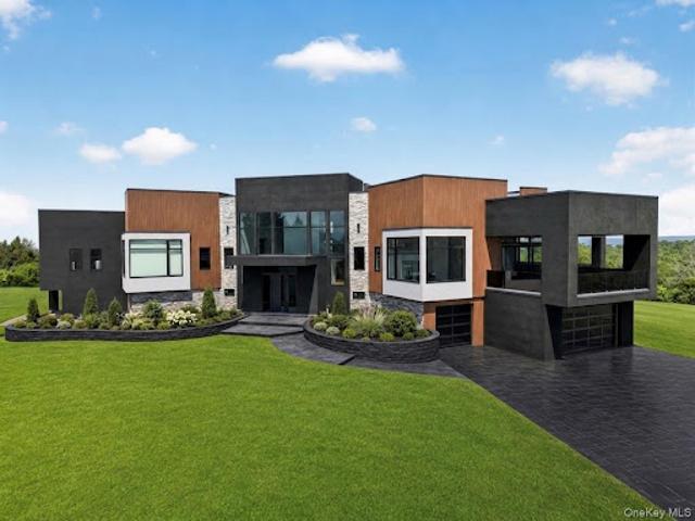 House for sale in Bellvale, New York