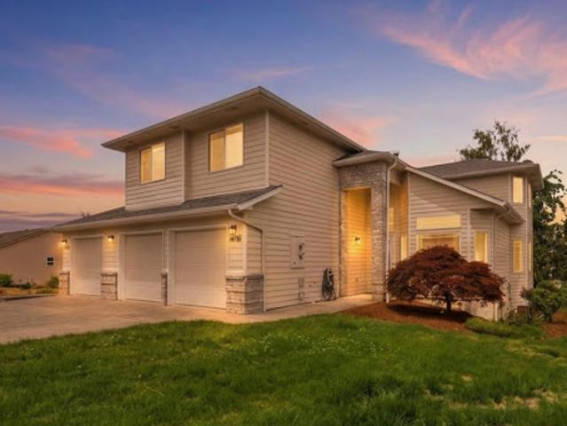House for sale in Oregonia