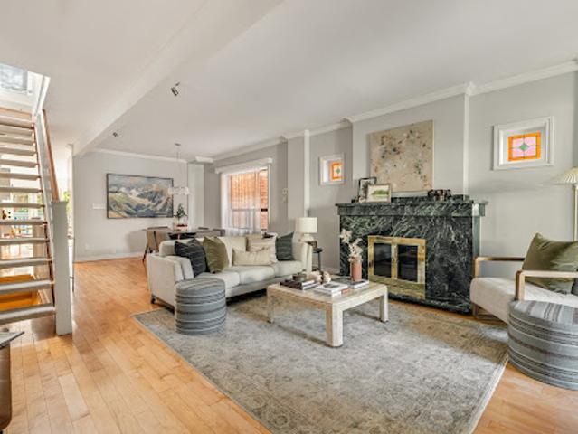 House for sale in Toronto, Golden Horseshoe