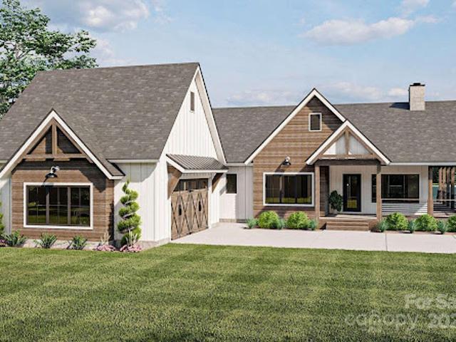 House for sale in Horse Shoe, North Carolina