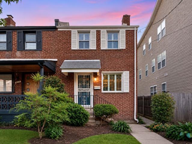 House for sale in Washington, Washington DC