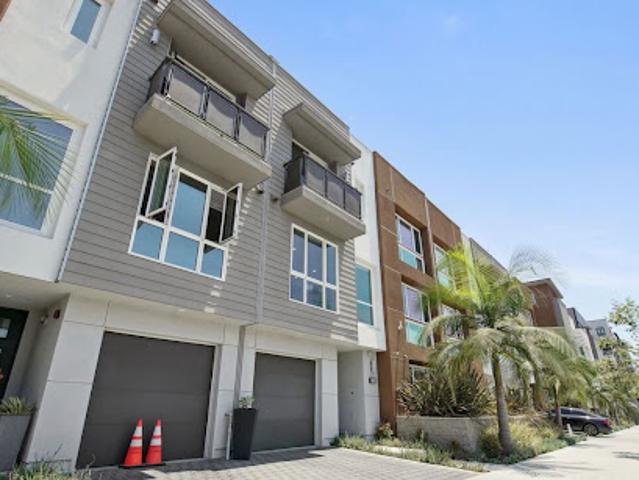 House for sale in Canoga Park, California
