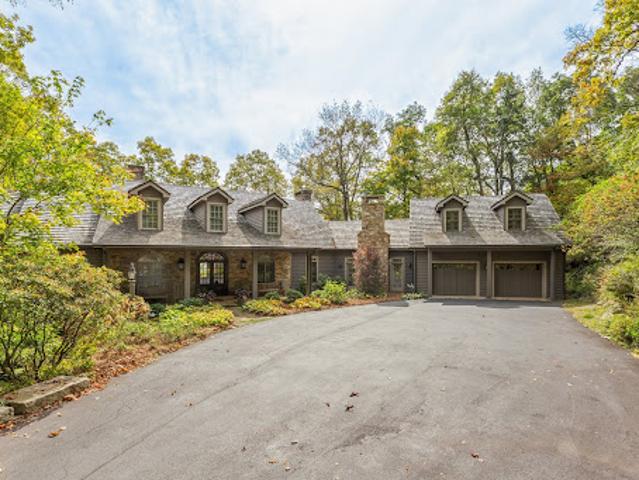 House for sale in Highlands, North Carolina