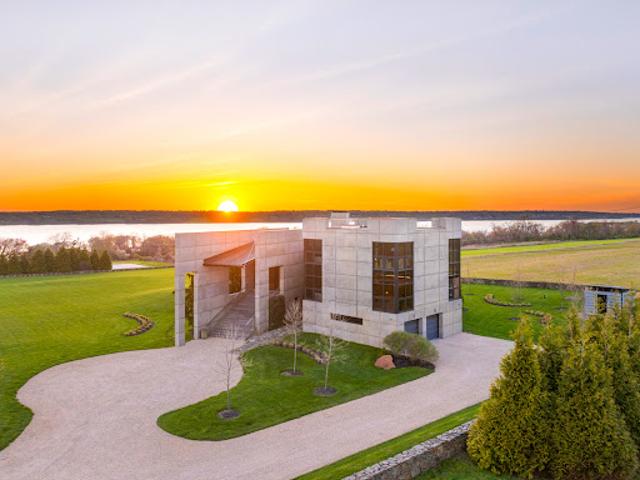 House for sale in Little Compton, Rhode Island