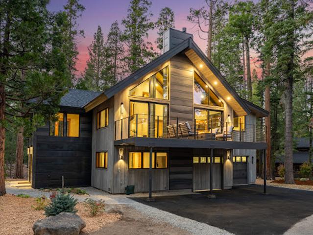 House for sale in Tahoma