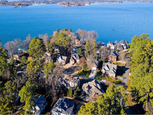 House for sale in Mecklenburg, North Carolina