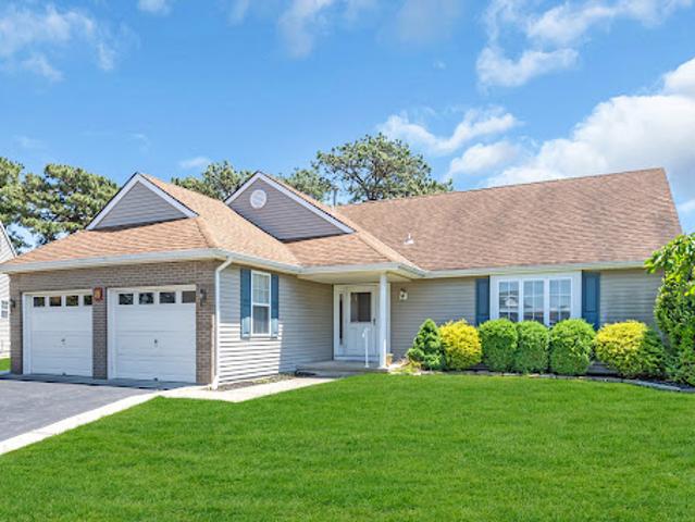 House for sale in Toms River