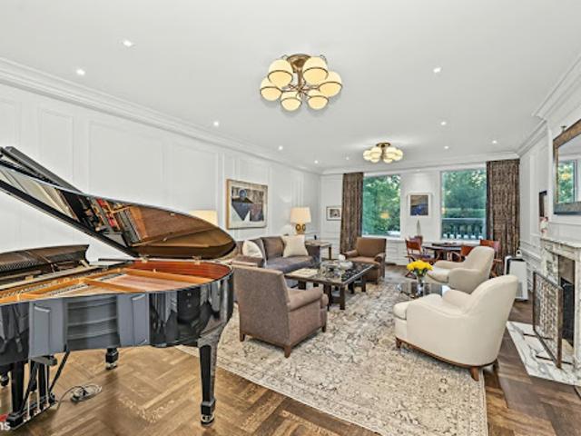 House for sale in New York, Arverne