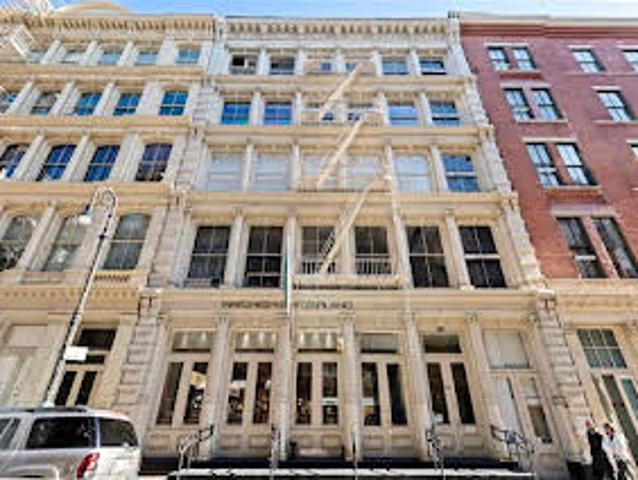 House for sale in New York