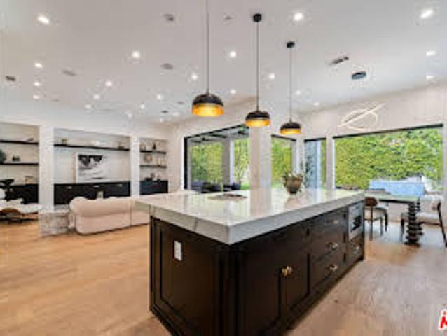 House for sale in Valley Village
