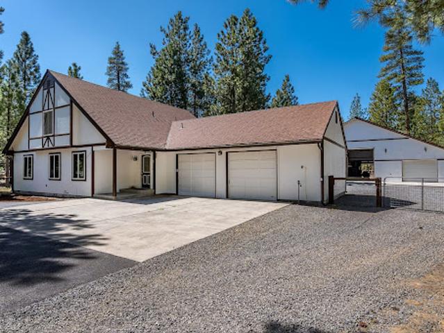 House for sale in Oregonia