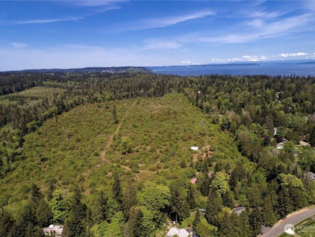 House for sale in Kingston, Rhode Island