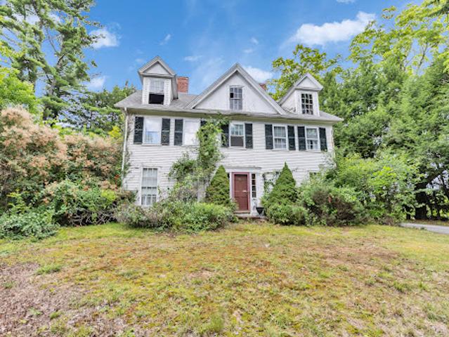 House for sale in Peterborough, Hillsborough County