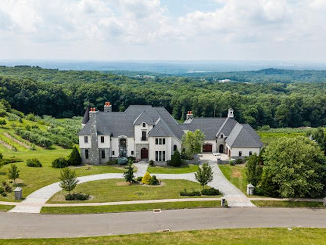 House for sale in Glastonbury, Connecticut