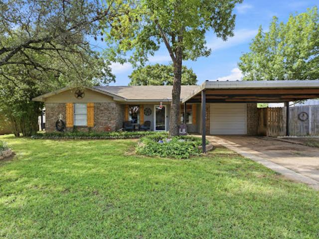 House for sale in De Young, Texas