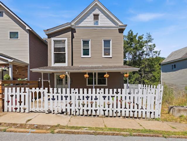 House for sale in Pittsburg, Pennsylvania