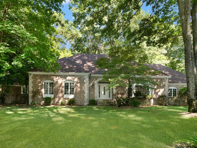 House for sale in Lincoln, Rhode Island