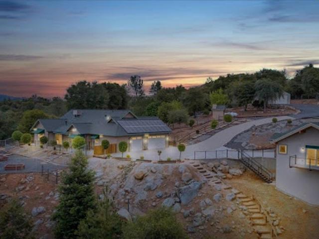 House for sale in Sonora, California