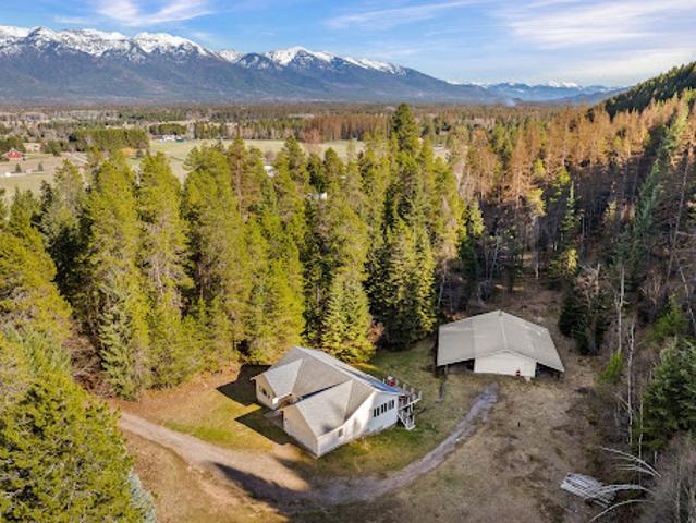 House for sale in Bigfork, Montana