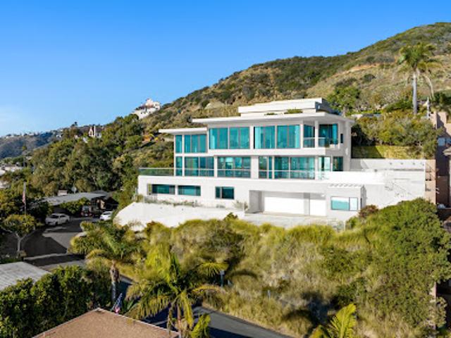 House for sale in Laguna Beach, California